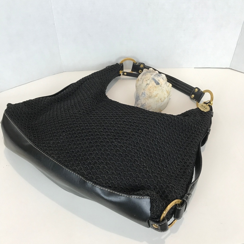 🌴 The Sak Woven shoulder bag